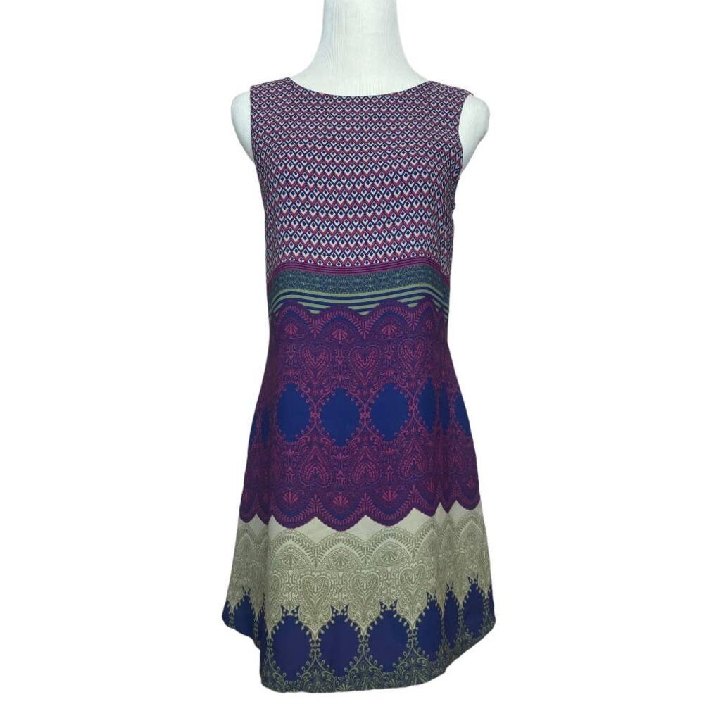 Olivaceous Navy Blue Floral Deep Back V Sleeveless Shift Dress Sz Small